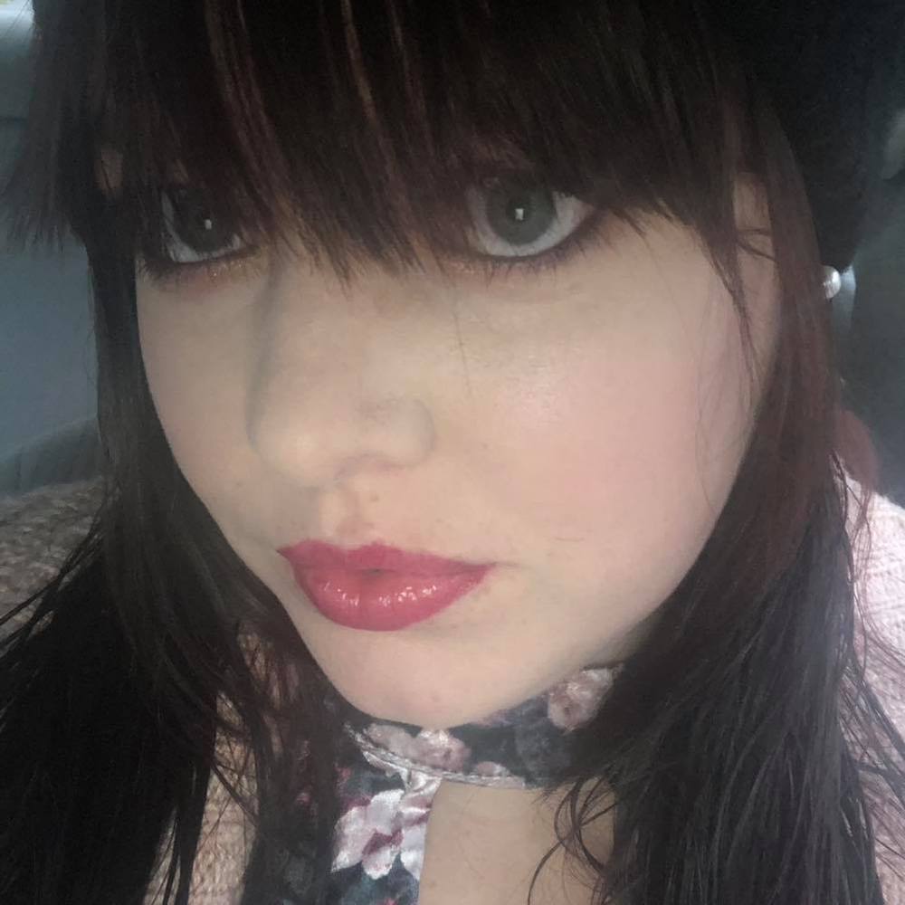 Meet your Posher, Tiffanee